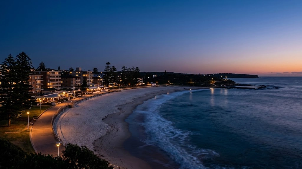 Blue hour along the Cronulla esplanade